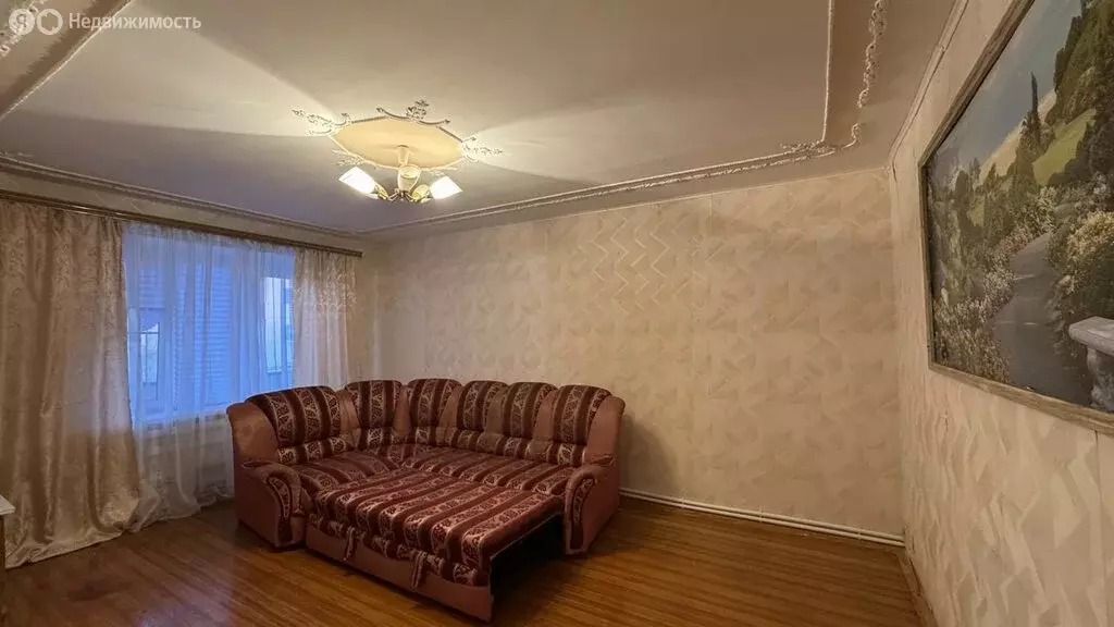 3-комнатная квартира: станица Старощербиновская, улица Шевченко, 107/2 ... - Фото 1