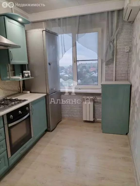 3-комнатная квартира: Азов, улица Пушкина, 112 (52 м) - Фото 1