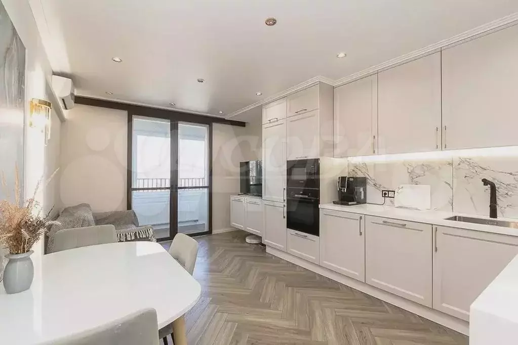3-к. квартира, 81 м, 6/8 эт. - Фото 1