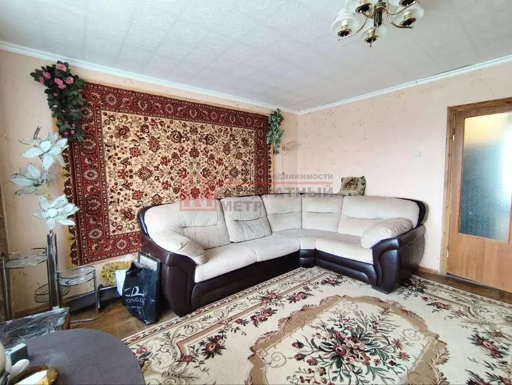 3-к кв. Белгородская область, Старый Оскол Молодогвардеец мкр, 17 ... - Фото 2