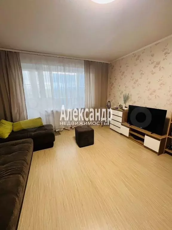 3-к. квартира, 76 м, 6/7 эт. - Фото 1