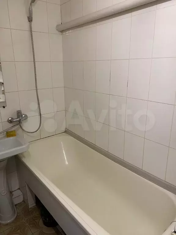 1-к. квартира, 28 м, 1/2 эт. - Фото 0