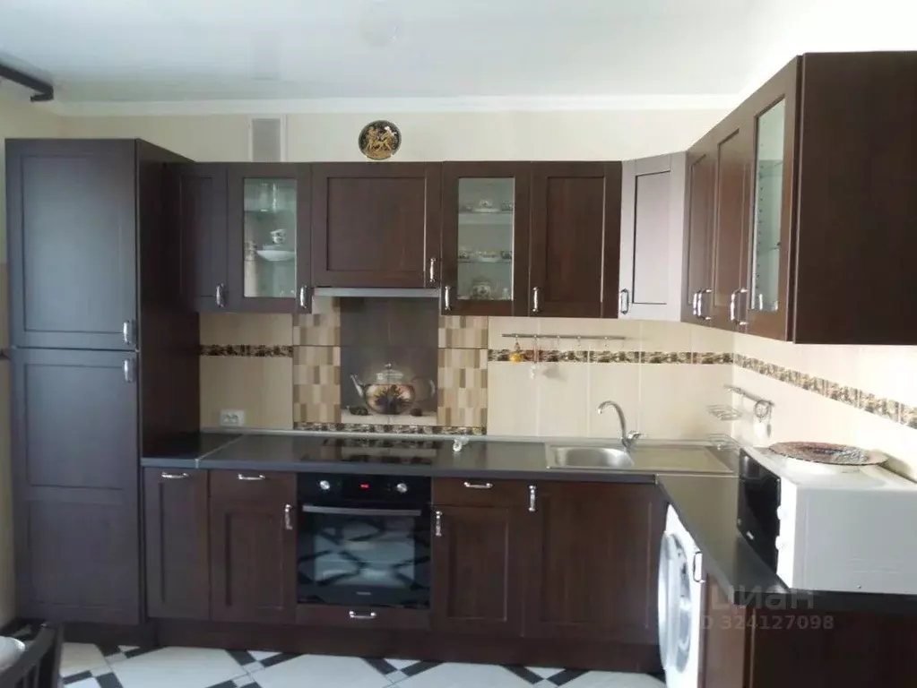 2-к кв. Омская область, Омск ул. 5-й Армии, 14 (59.6 м) - Фото 1