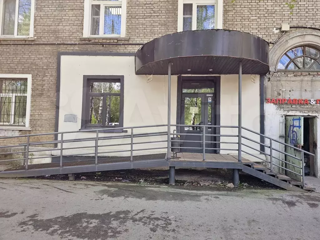 Помещение 64.4 кв.м - Фото 1