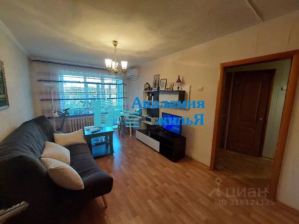 2-к кв. Саратовская область, Балаково ул. Факел Социализма, 1 (47.0 м) - Фото 0