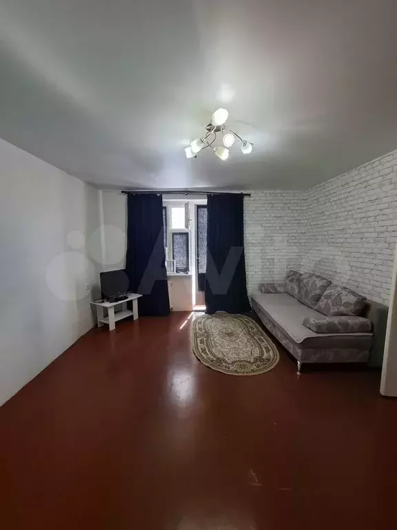 1-к. квартира, 40 м, 2/10 эт. - Фото 0