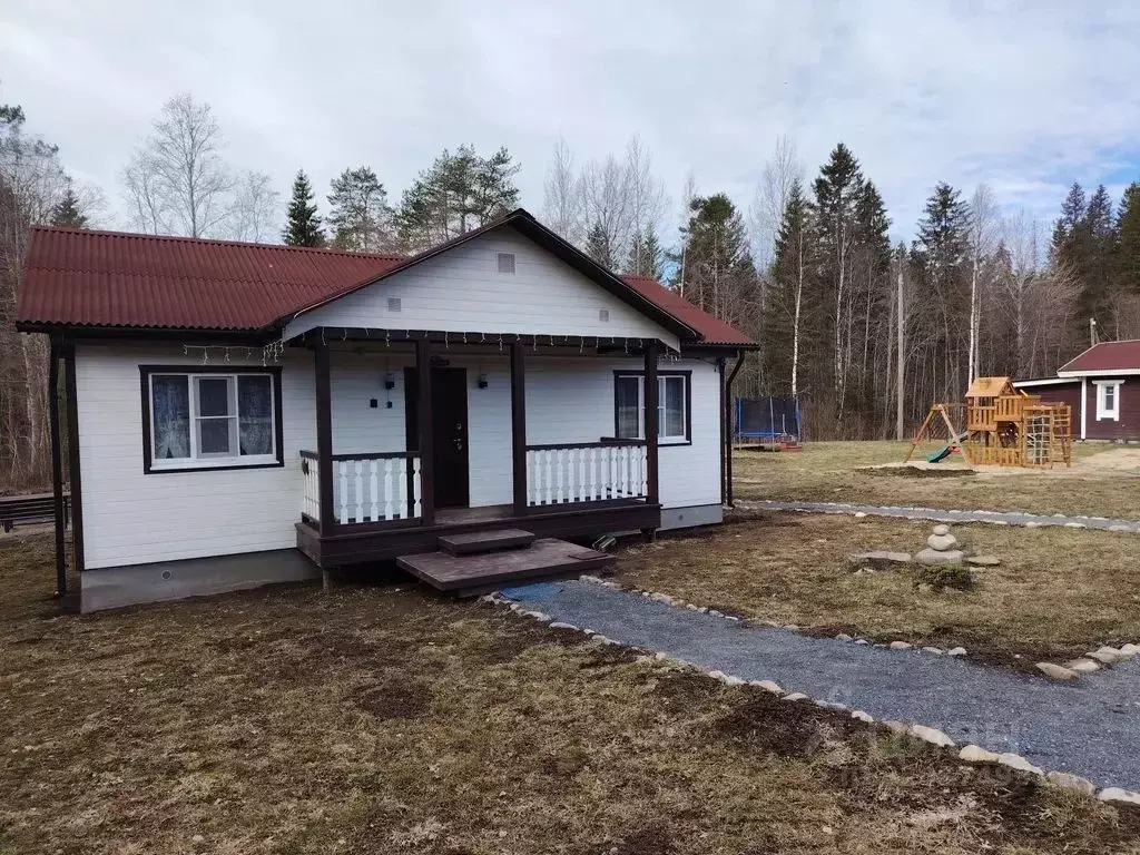 Дом в Карелия, Сортавальский муниципальный округ, пос. Рускеала ш. ... - Фото 1