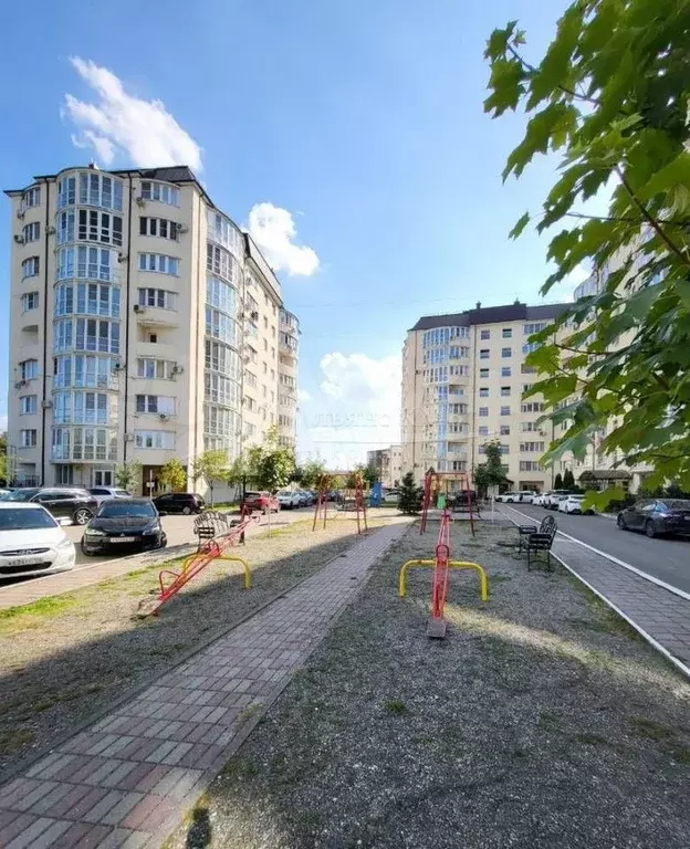 2-к. квартира, 93 м, 8/9 эт. - Фото 1