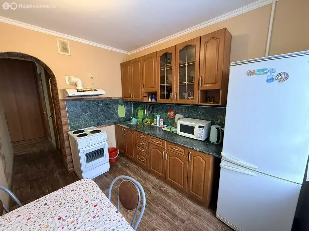 2-комнатная квартира: Тобольск, 8-й микрорайон, 14 (50 м) - Фото 2