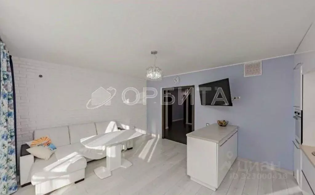 3-к кв. Тюменская область, Тюмень Широтная ул., 211к1 (90.9 м) - Фото 2