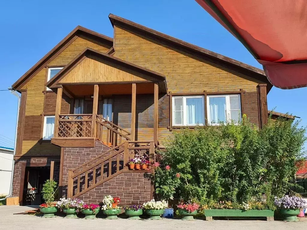 Коттедж в Саха (Якутия), Якутск Вилюйский тракт, 3-й км, 31к2 (525 м) - Фото 0