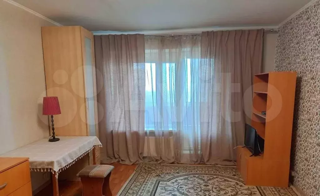 1-к. квартира, 40 м, 8/9 эт. - Фото 0