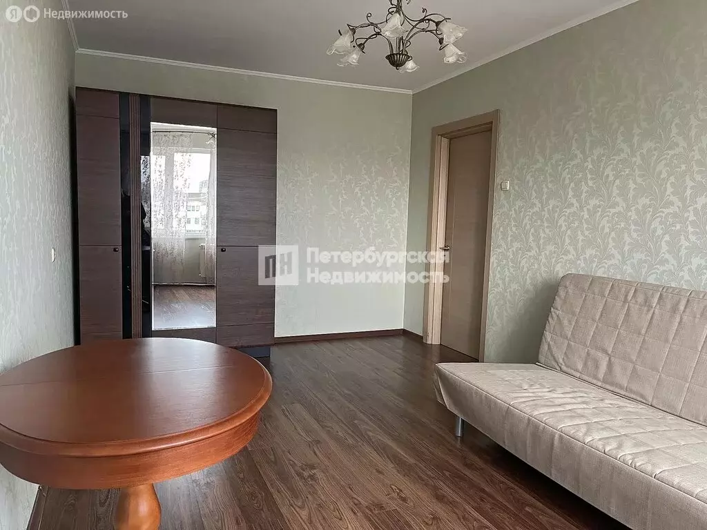 3-комнатная квартира: Санкт-Петербург, улица Композиторов, 29к1 (60.6 ... - Фото 1