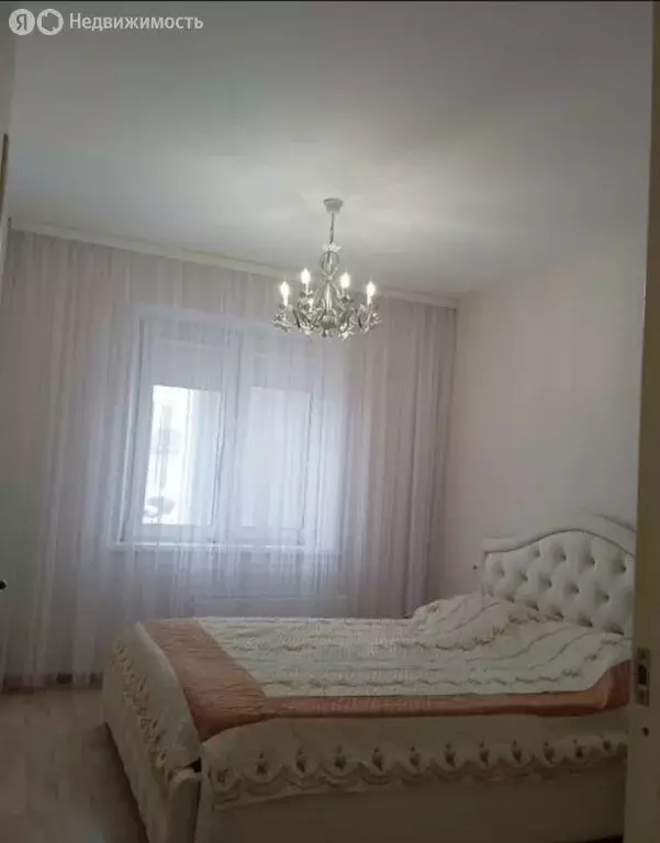 2-комнатная квартира: Челябинск, улица Маршала Чуйкова, 9 (68 м) - Фото 1