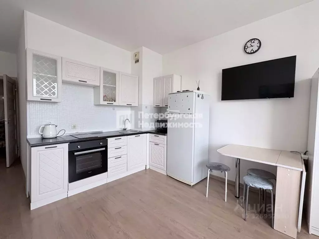 Студия Ленинградская область, Мурино Всеволожский район, бул. ... - Фото 1