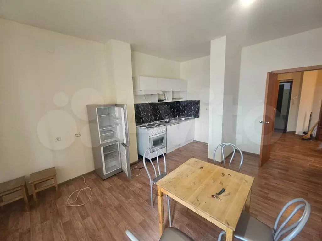 2-к. квартира, 55 м, 9/17 эт. - Фото 0