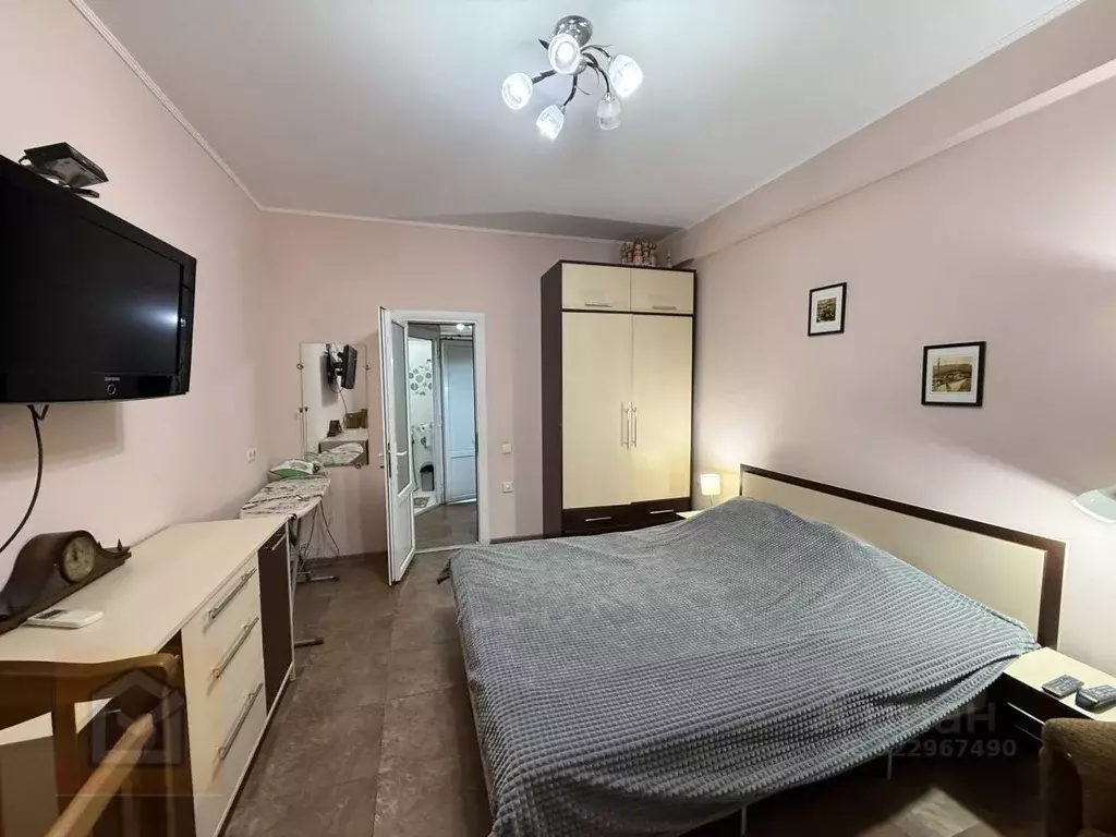 3-к кв. Крым, Сакский район, Лесновское с/пос, с. Прибрежное ул. ... - Фото 0