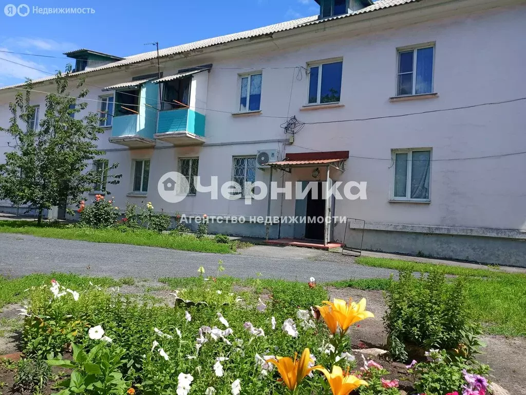 3-комнатная квартира: Новошахтинск, 2-я Поперечная улица, 1 (60.6 м) - Фото 0