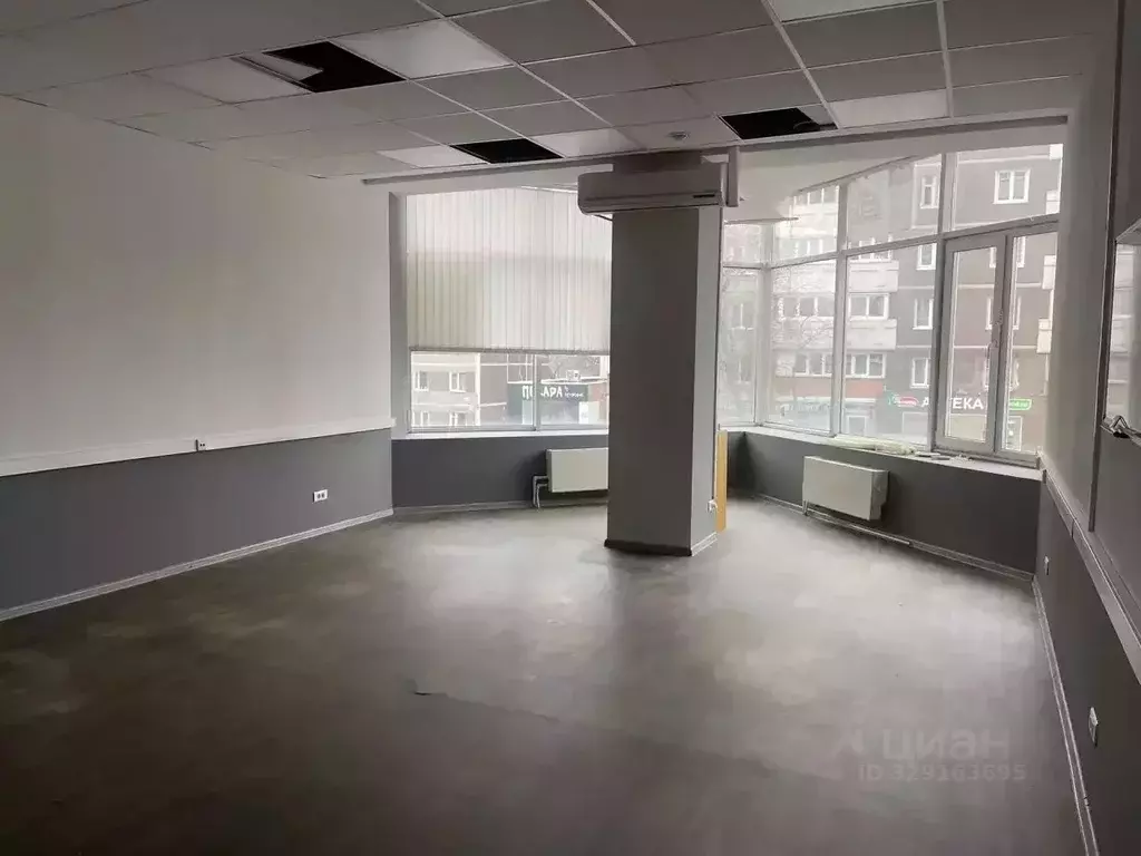 Офис в Свердловская область, Екатеринбург ул. Кузнечная, 81 (40 м) - Фото 1