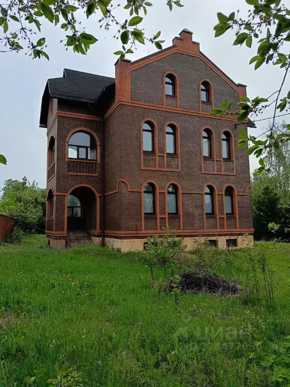 Дом в Московская область, Королев ул. Фрунзе (260 м) - Фото 1