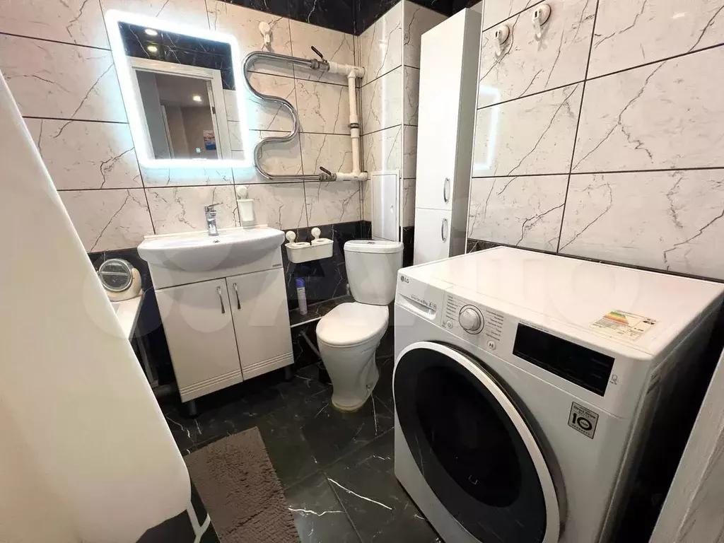 2-к. квартира, 50 м, 4/18 эт. - Фото 0