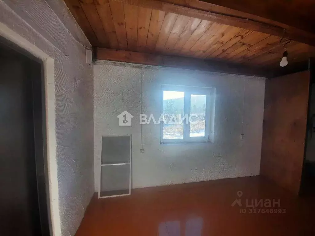 Дом в Бурятия, Тарбагатайский район, Заводское с/пос, пос. ... - Фото 1