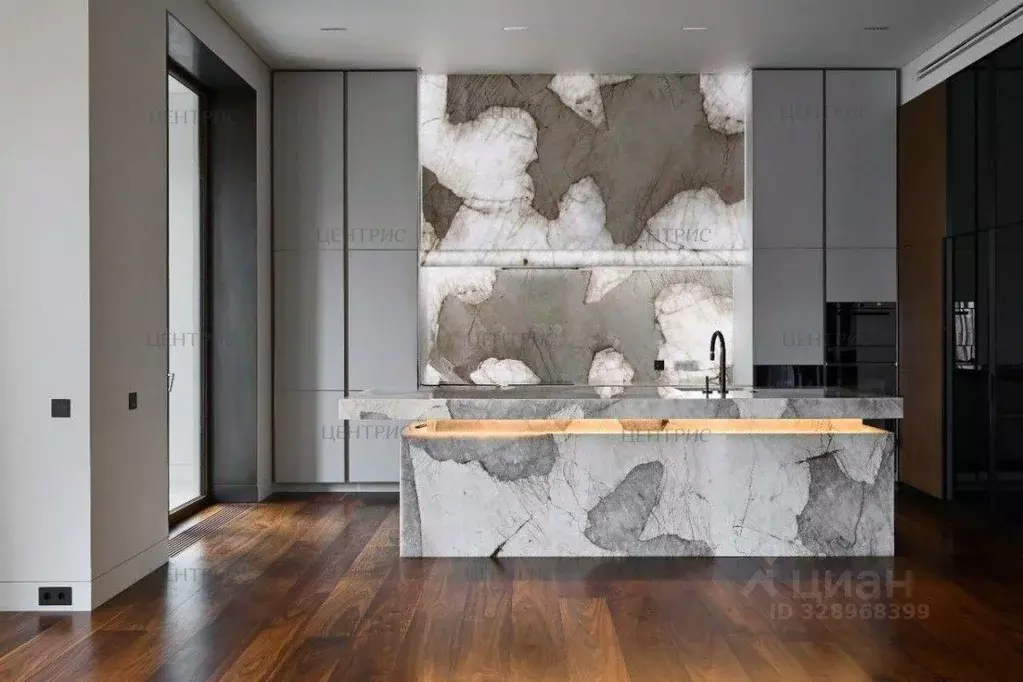 Квартира, 5 и более комнат, 342.4 м - Фото 0