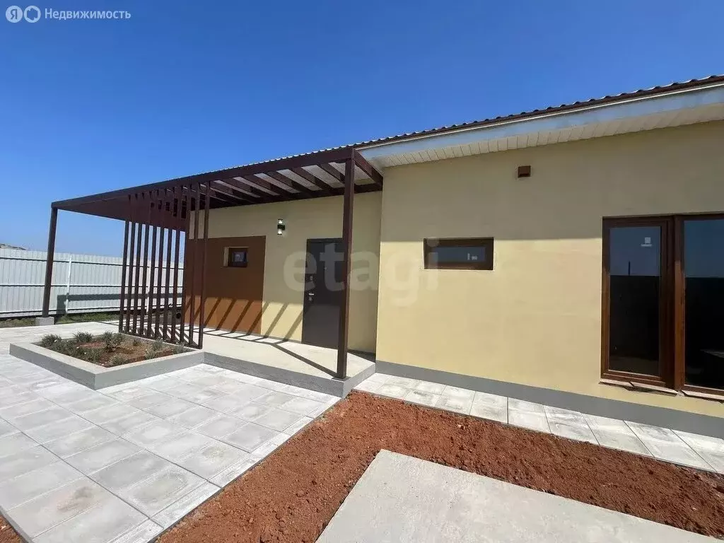 Дом в Саки, Урожайная улица (78 м) - Фото 1