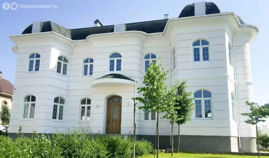 Дом в Дударева, Тюменская улица, 52 (410.4 м) - Фото 1