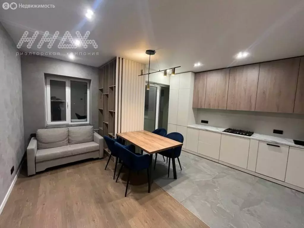 3-комнатная квартира: Нижний Новгород, улица Родионова, 193 (106.5 м) - Фото 1