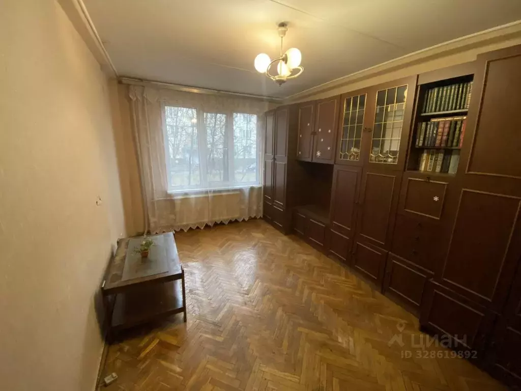 Комната Санкт-Петербург ул. Замшина, 74 (16.0 м) - Фото 1