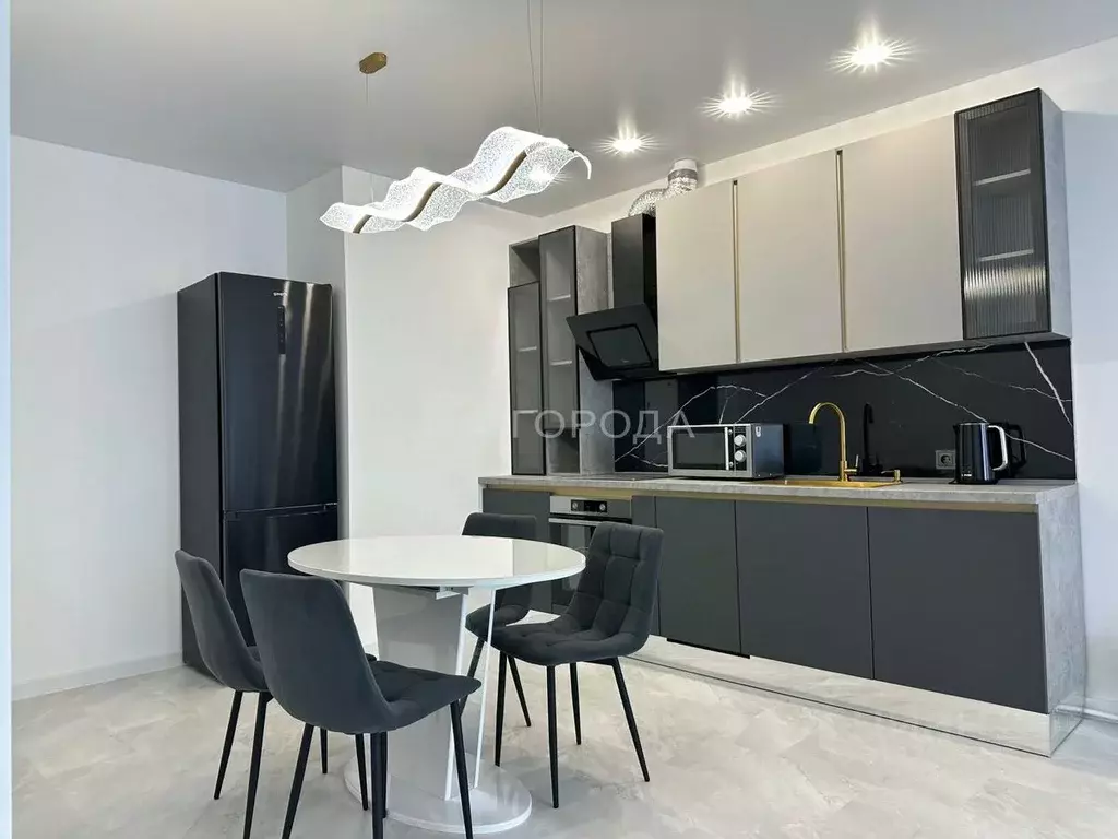 2-к кв. Новосибирская область, Новосибирск ул. Аэропорт, 88 (70.0 м) - Фото 0