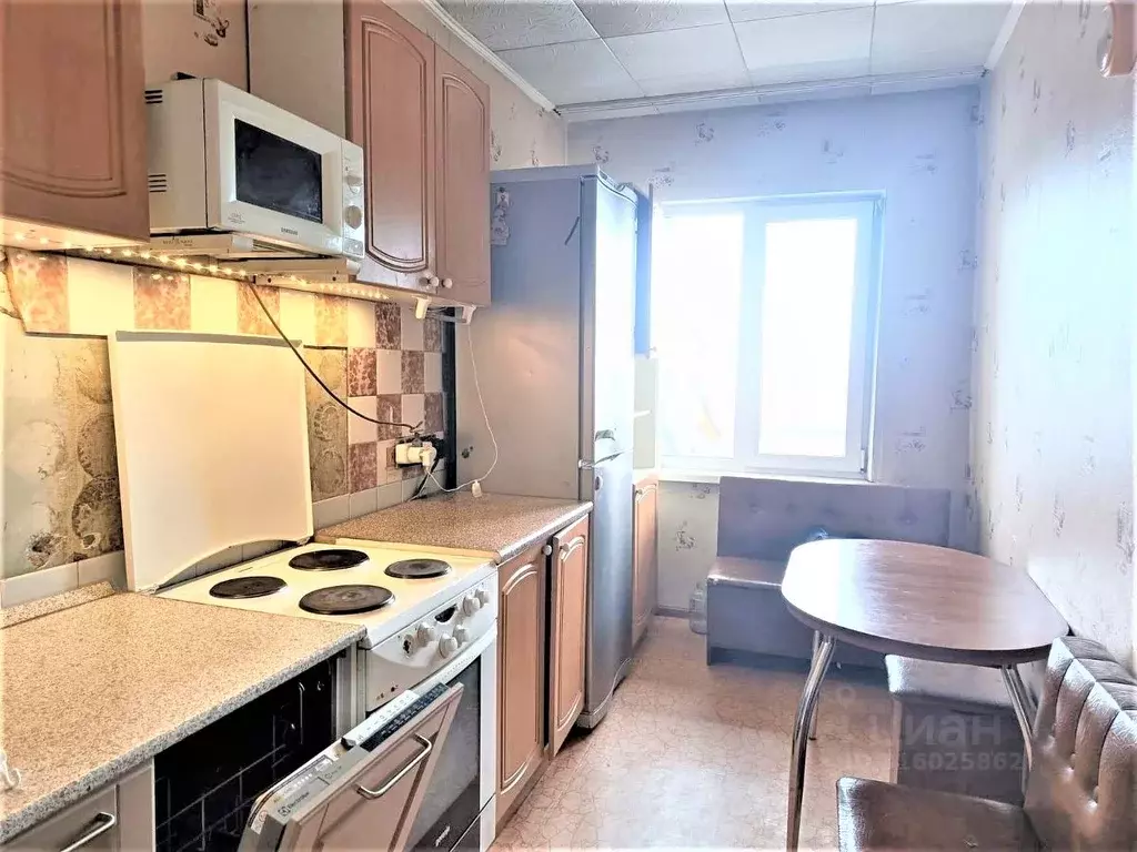 2-к кв. Иркутская область, Иркутск Университетский мкр, 46 (48.0 м) - Фото 0