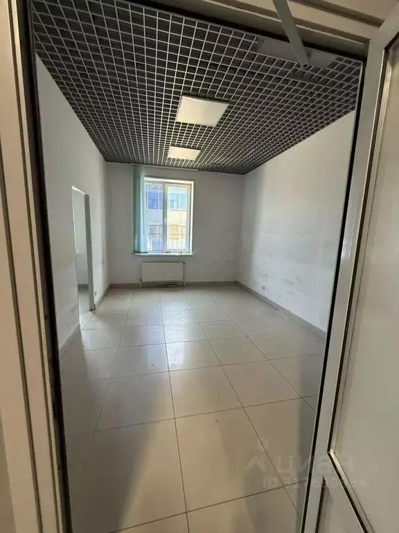 Офис в Омская область, Омск ул. Дианова, 15А (30 м) - Фото 0