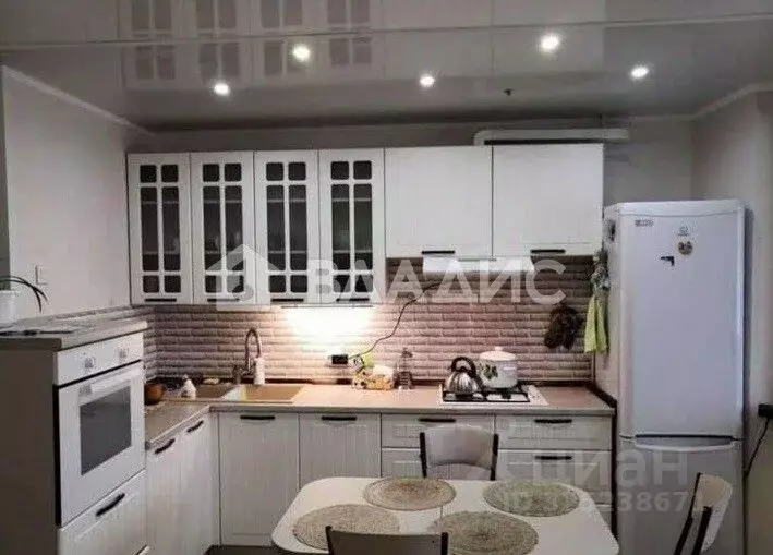 2-к кв. Владимирская область, Владимир ул. Крайнова, 18 (80.0 м) - Фото 1