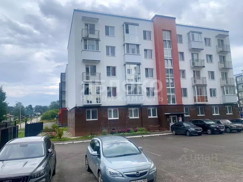 3-к кв. Пермский край, Березники ул. Уральских танкистов, 8к2 (74.3 м) - Фото 0