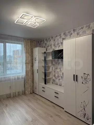 1-к. квартира, 39 м, 8/18 эт. - Фото 0