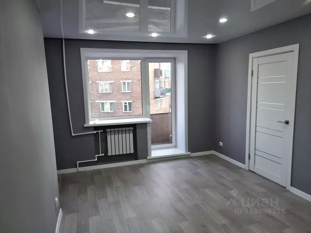 3-к кв. Иркутская область, Черемхово ул. Орджоникидзе, 22 (47.5 м) - Фото 0