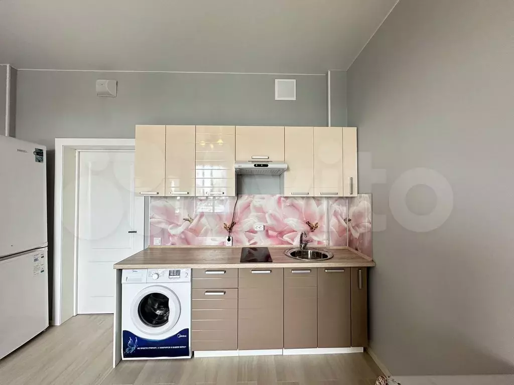 Апартаменты-студия, 30 м, 5/8 эт. - Фото 0