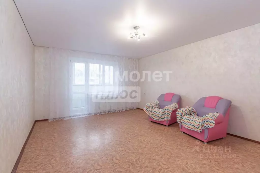 3-к кв. Омская область, Омск ул. Алексея Полторацкого, 48 (77.2 м) - Фото 1