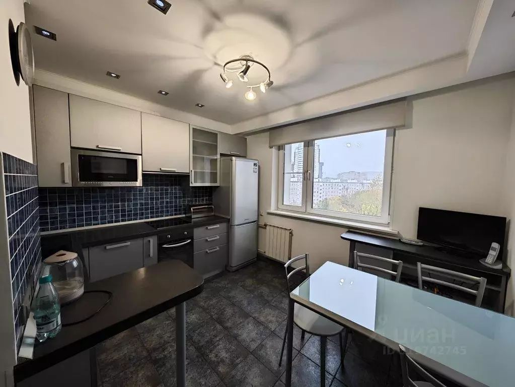 Квартира, 3 комнаты, 74.5 м - Фото 0