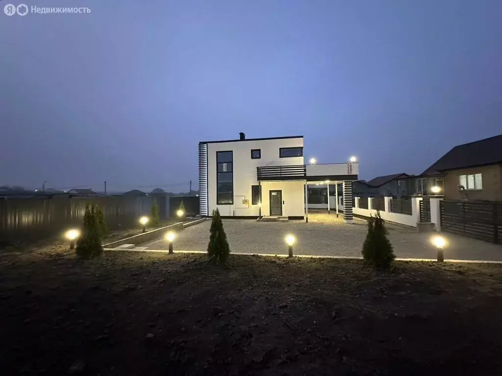 Дом в станица Ессентукская, Виноградная улица (130 м) - Фото 1