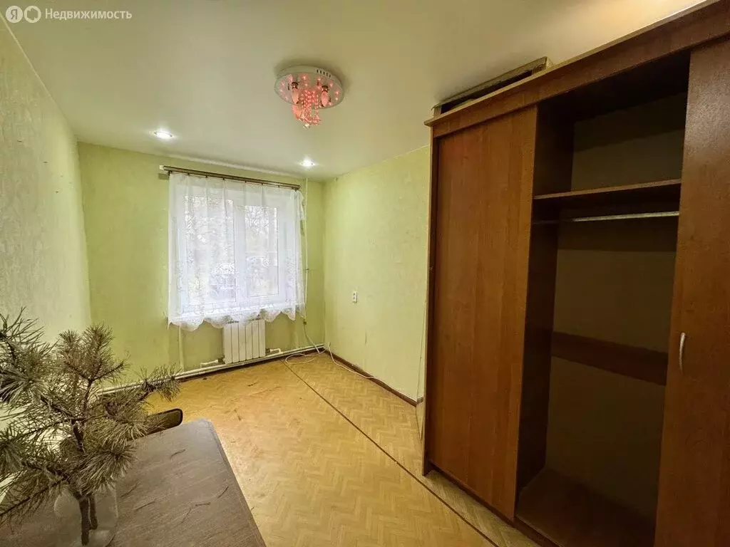 3-комнатная квартира: Малая Вишера, Пушкинская улица, 46 (51.9 м) - Фото 1