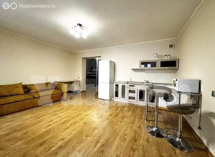 Квартира-студия: Красноярск, улица Куйбышева, 97Г (42 м) - Фото 2