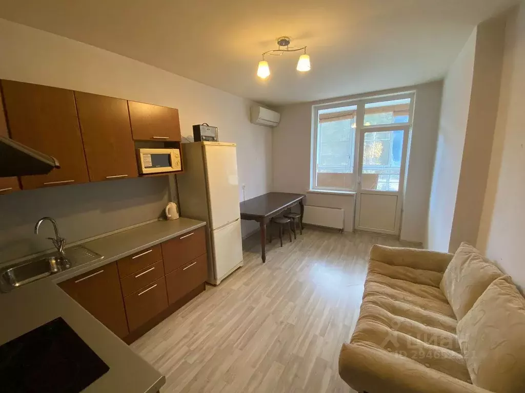 1-к кв. Свердловская область, Екатеринбург ул. Чкалова, 231 (48.0 м) - Фото 1