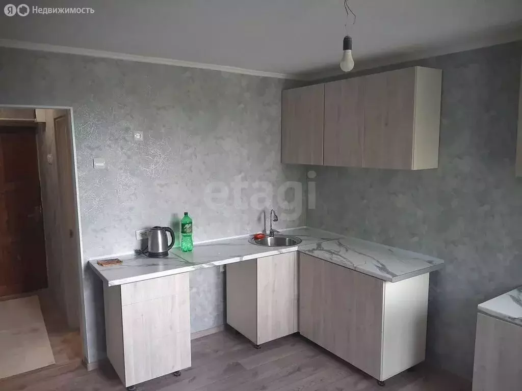 2-комнатная квартира: Симферополь, Севастопольская улица, 94 (58.2 м) - Фото 1