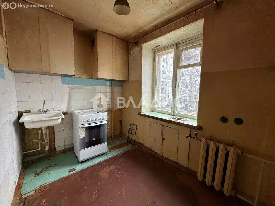 3-комнатная квартира: Рыбинск, улица Кораблестроителей, 4 (57 м) - Фото 2