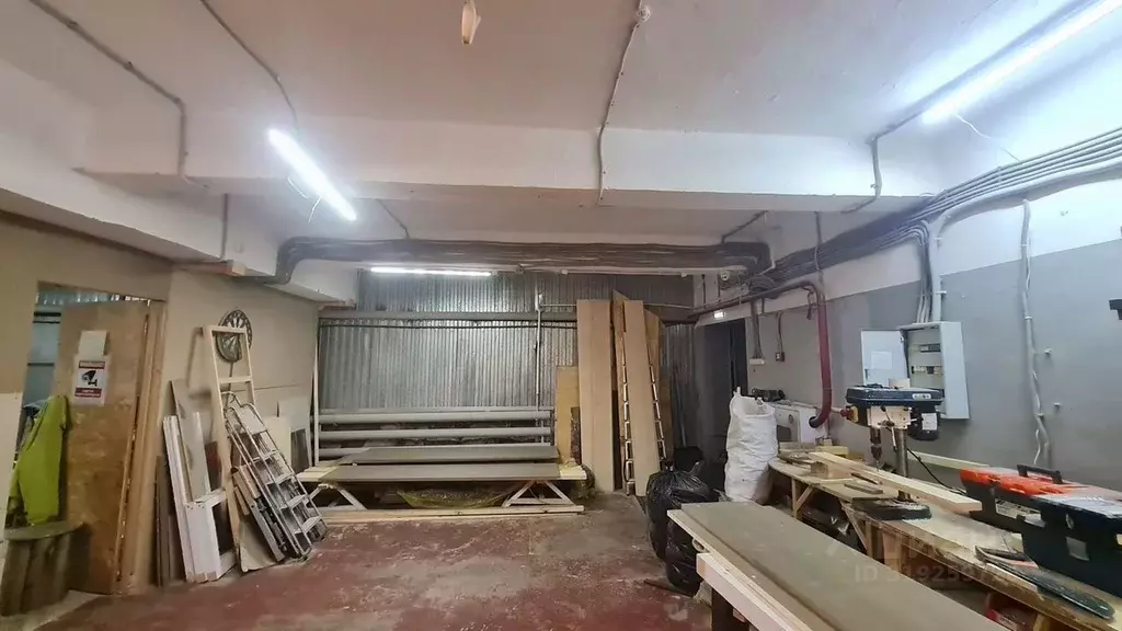 Склад в Татарстан, Казань ул. Восстания, 100к1090 (220 м) - Фото 1