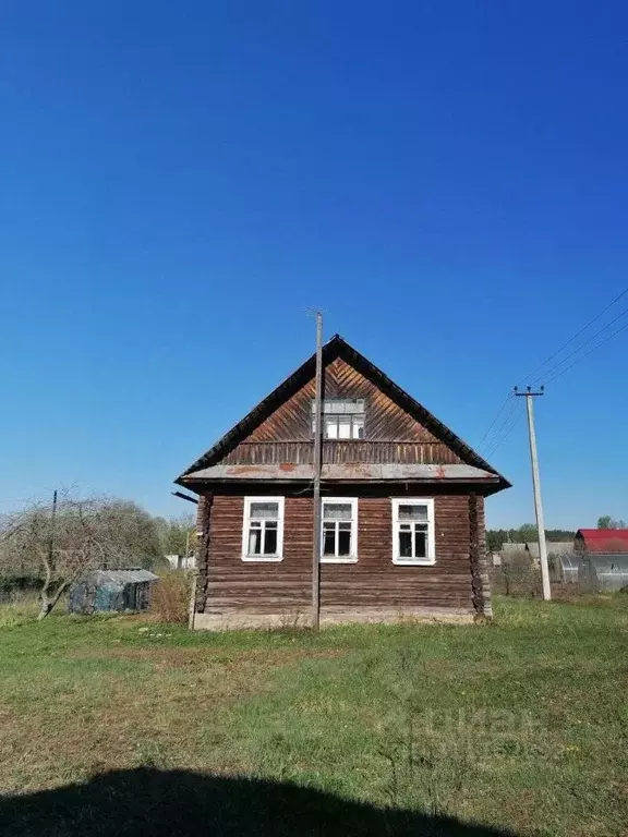 Дом в Ленинградская область, Лужский район, Толмачевское городское ... - Фото 1