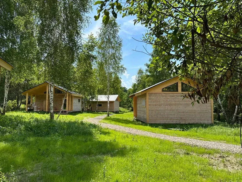 Дом в Калужская область, Малоярославецкий муниципальный округ, ... - Фото 2